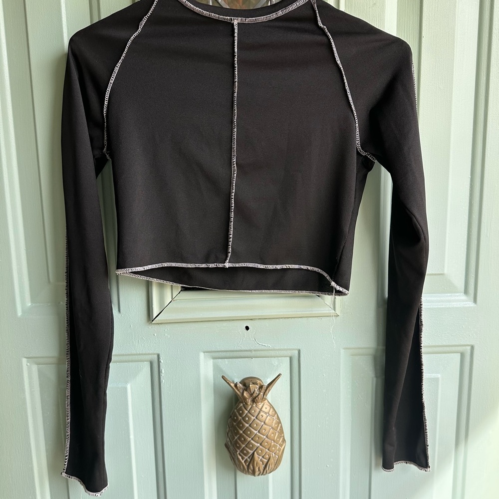 SHEIN Black Contrast Stitch Crop Top